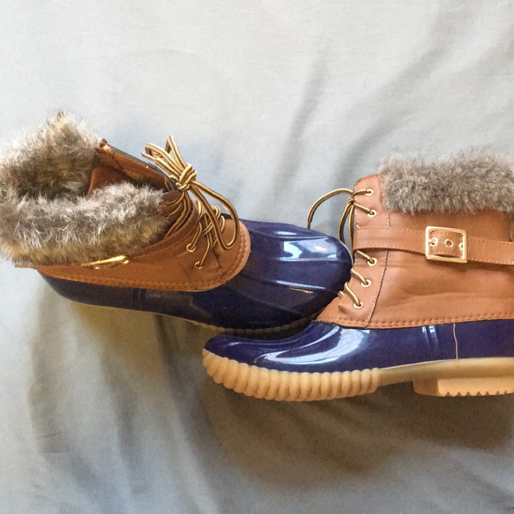 Waterproof snow boots